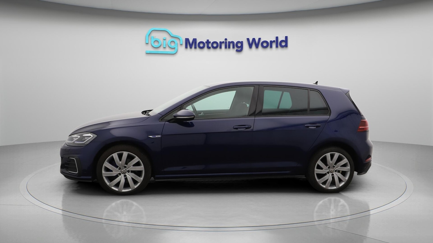 Used Volkswagen Golf 2020 for sale - 76381132: Photo 4