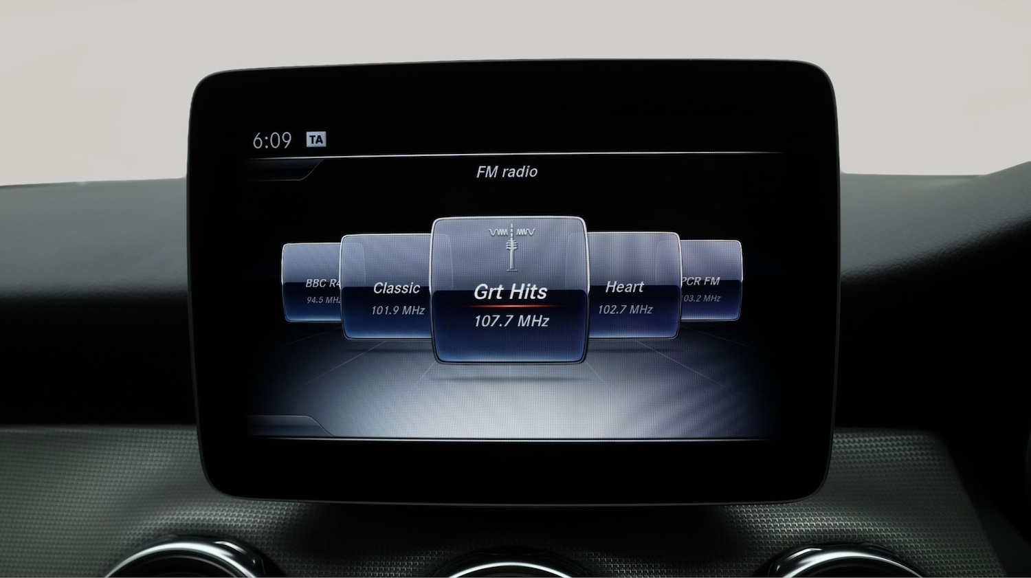 Used Mercedes-Benz GLA 2019 for sale - 77181876: Photo 11