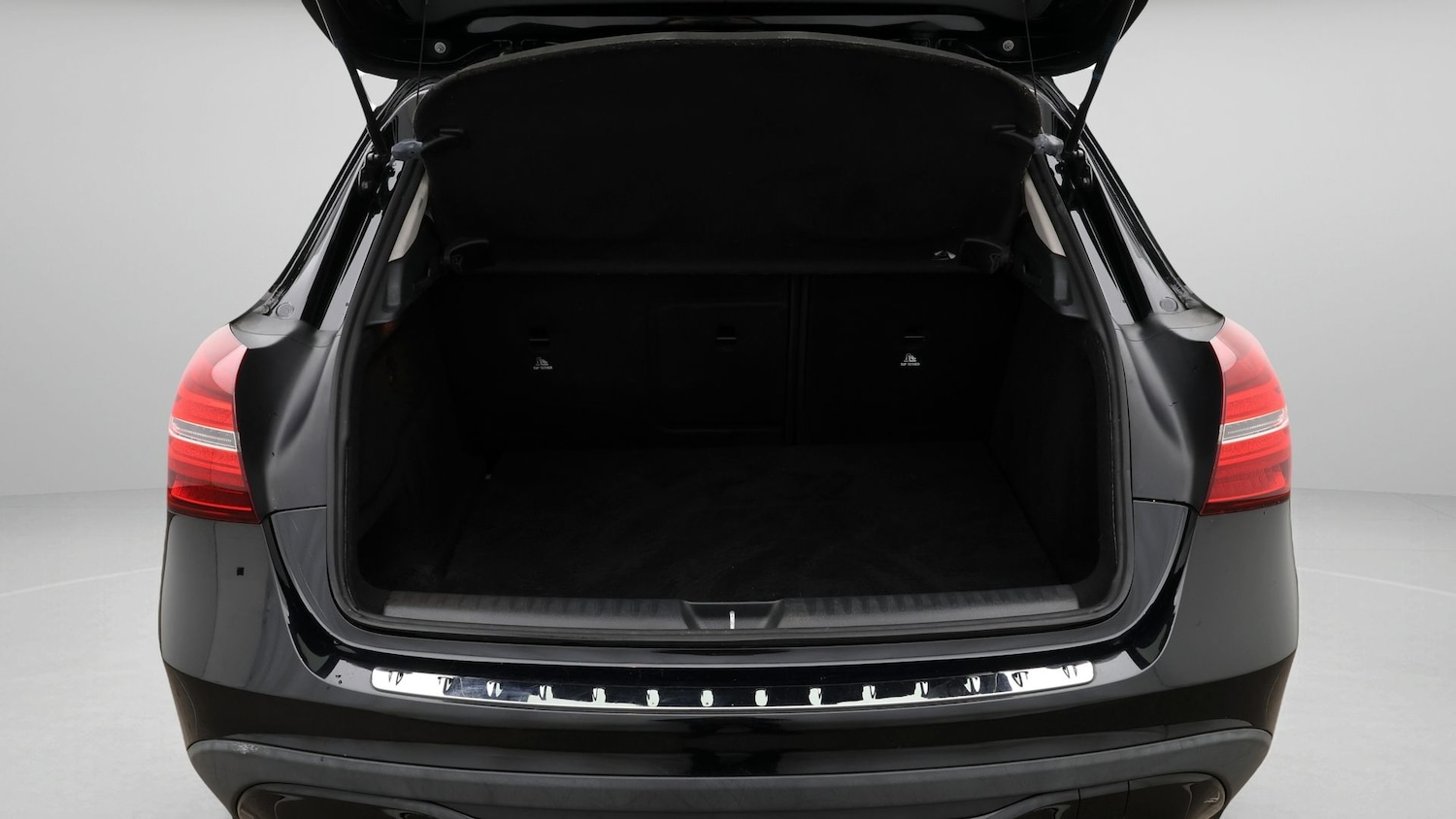 Used Mercedes-Benz GLA 2019 for sale - 77181876: Photo 17