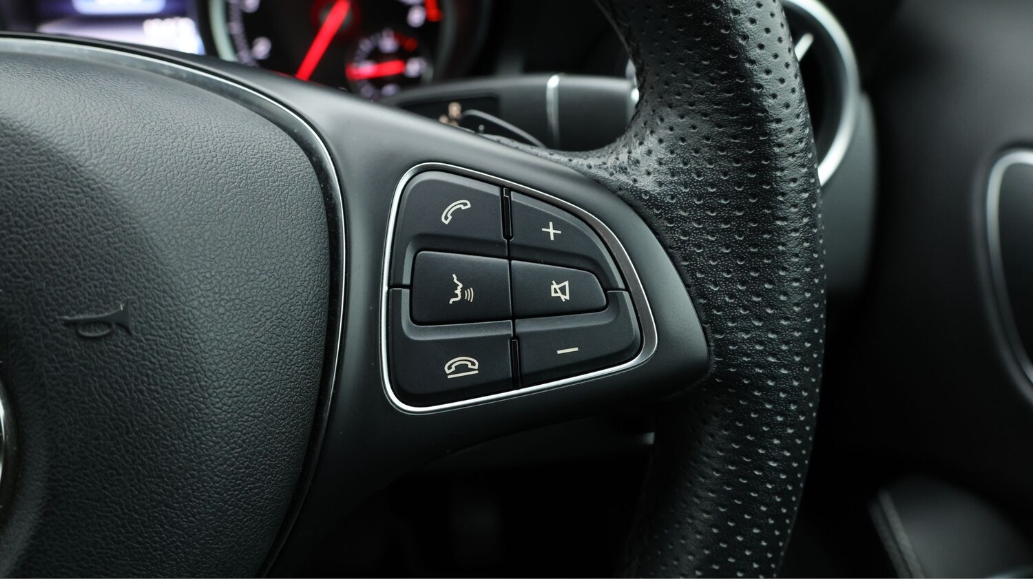 Used Mercedes-Benz GLA 2019 for sale - 77181876: Photo 21