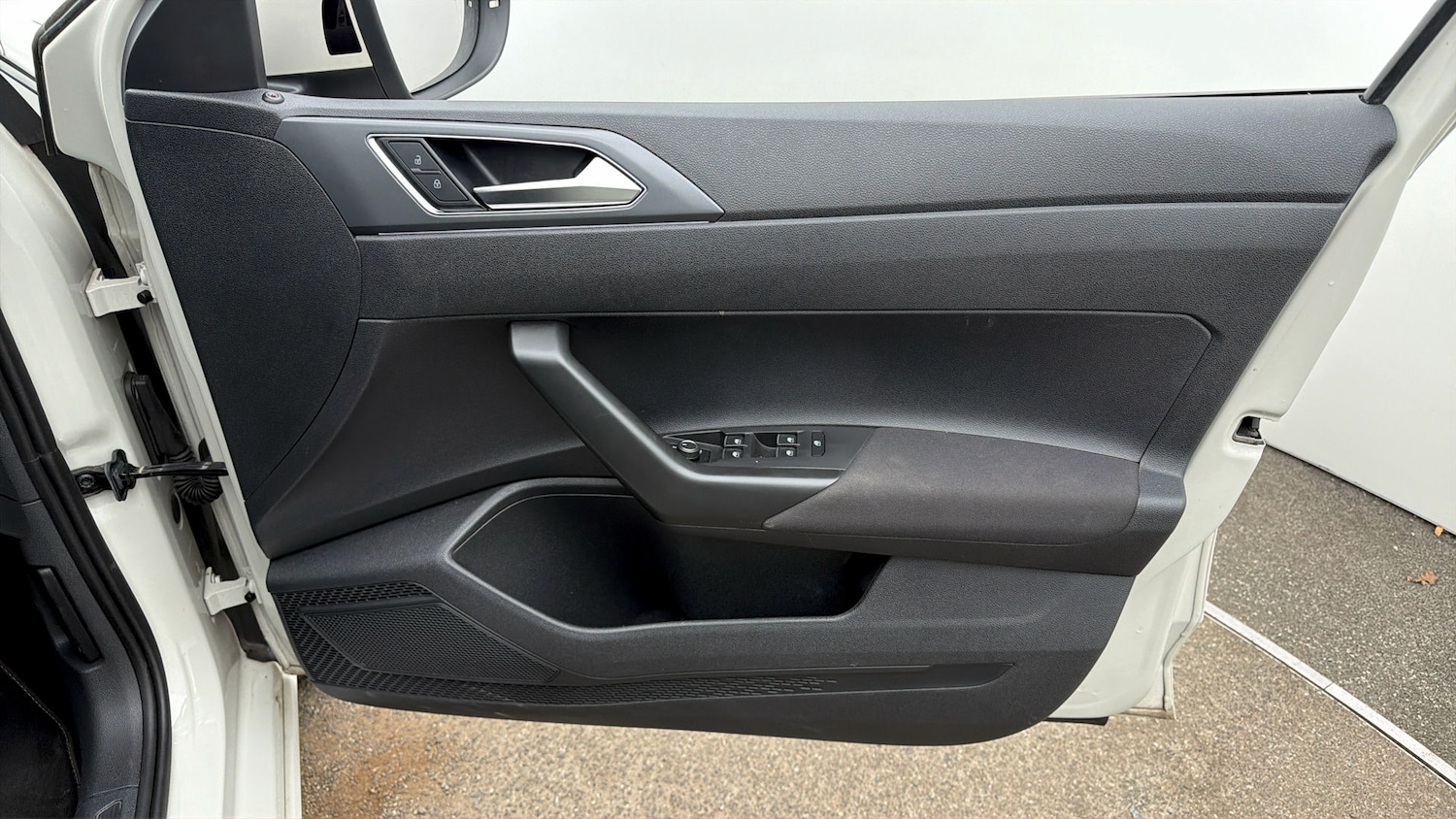 Used Volkswagen Taigo 2023 for sale - 77968452: Photo 14