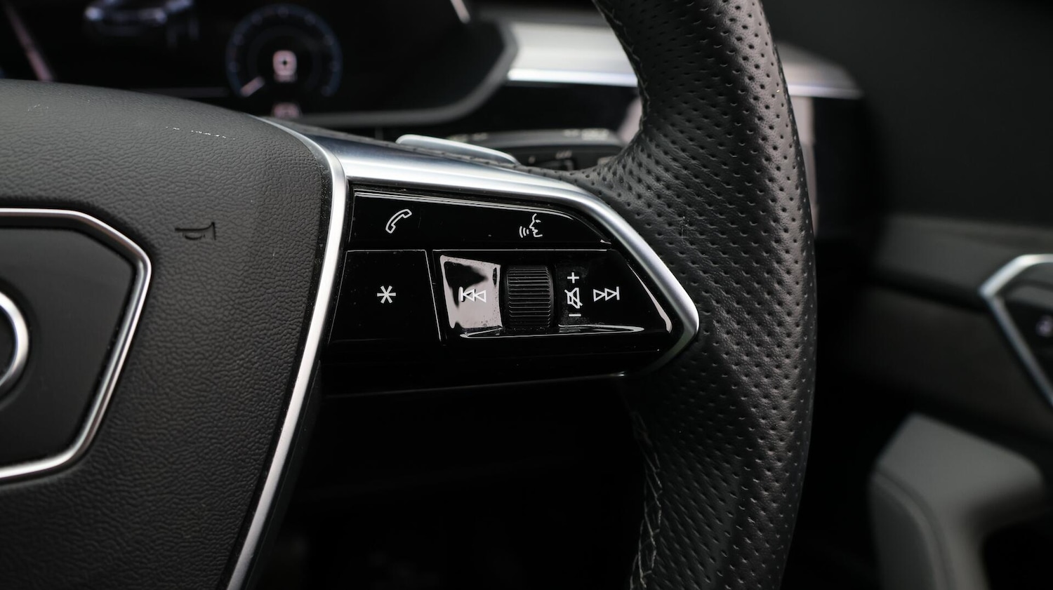 Used Audi e-tron 2021 for sale - 76409061: Photo 27