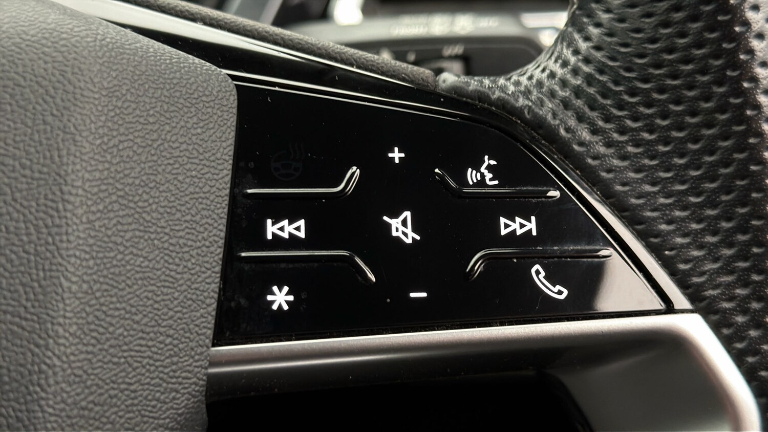 Used Audi Q4 e-tron 2023 for sale - 77962072: Photo 24