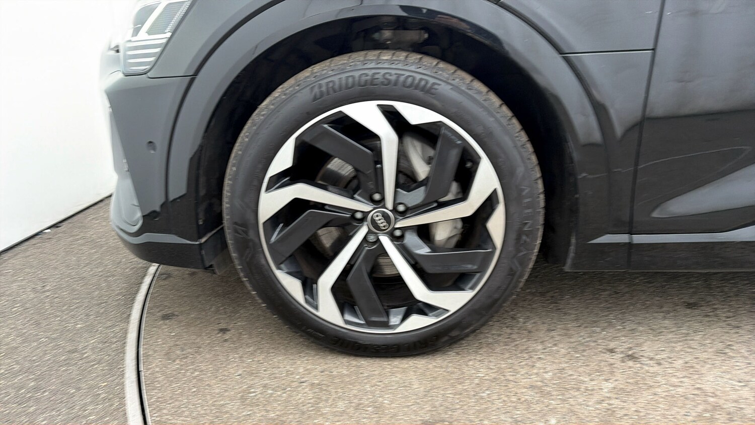 Used Audi e-tron 2022 for sale - 77932843: Photo 17