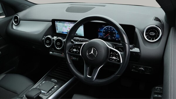 Used Mercedes-Benz GLA 2022 for sale - 75669232: Photo 10
