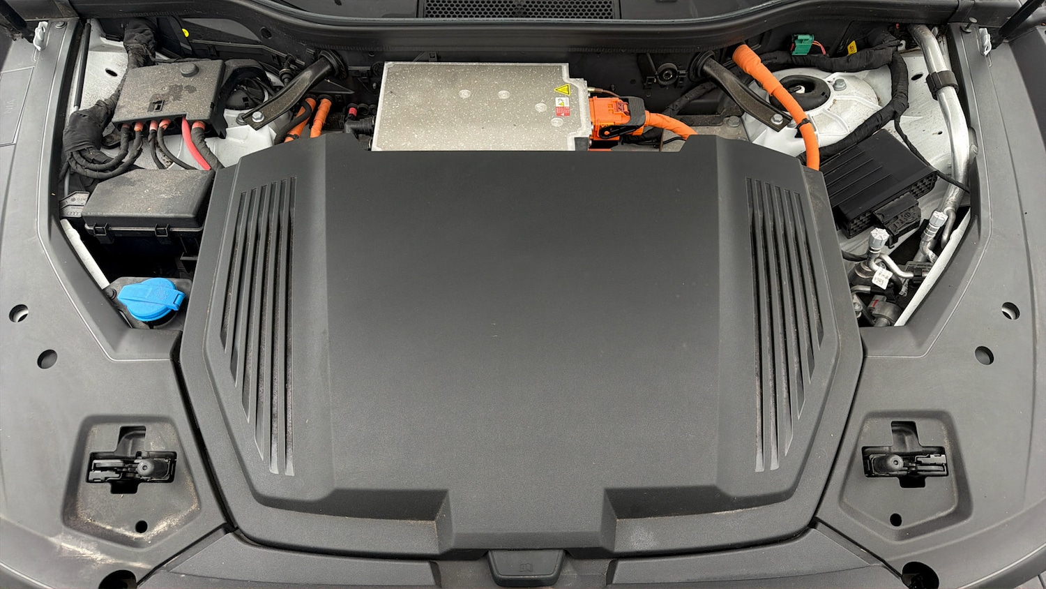 Used Audi Q8 e-tron 2023 for sale - 78081212: Photo 18