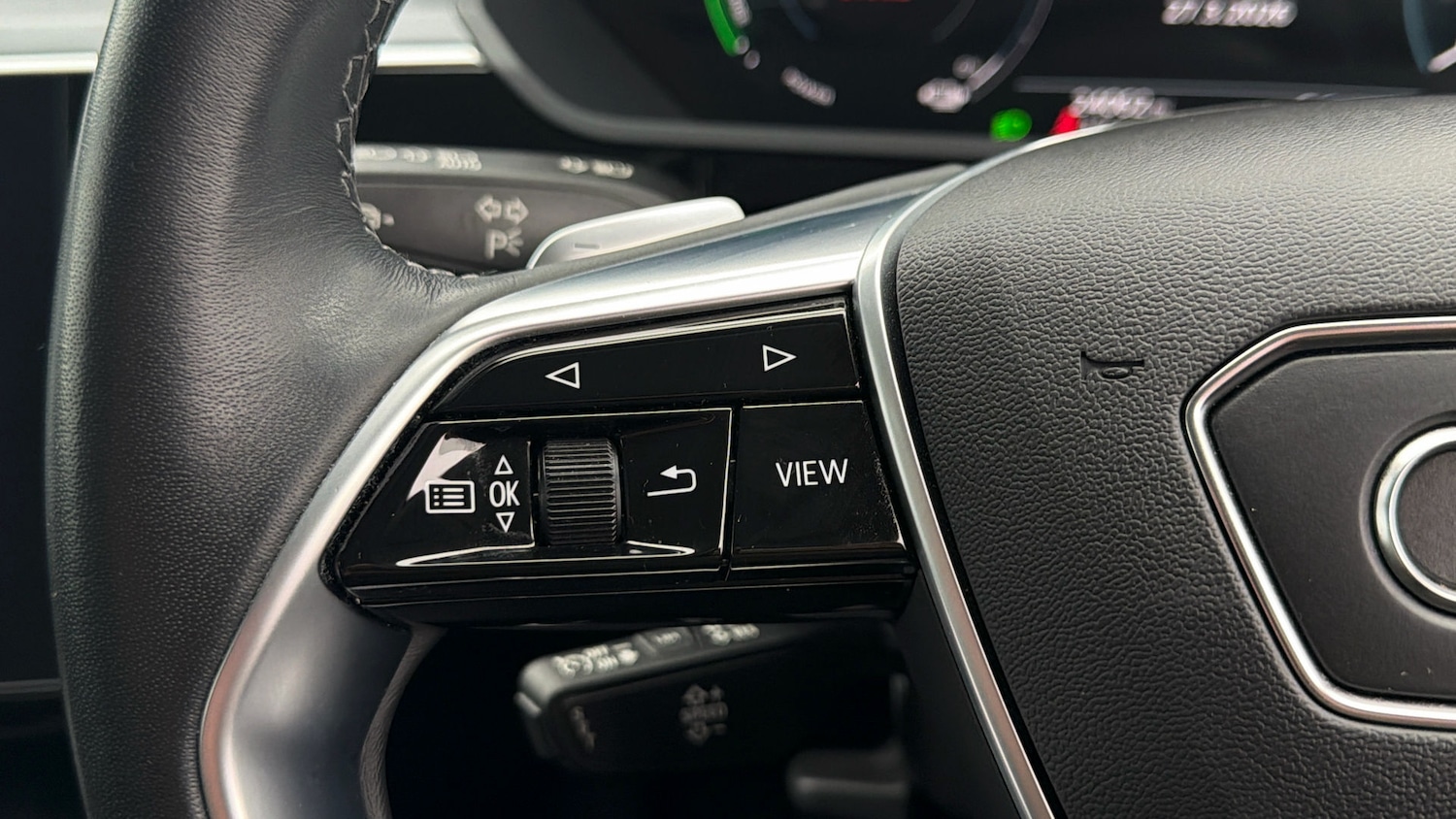 Used Audi Q8 e-tron 2023 for sale - 78081212: Photo 23