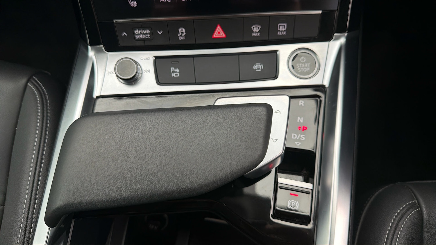 Used Audi Q8 e-tron 2023 for sale - 78081212: Photo 25