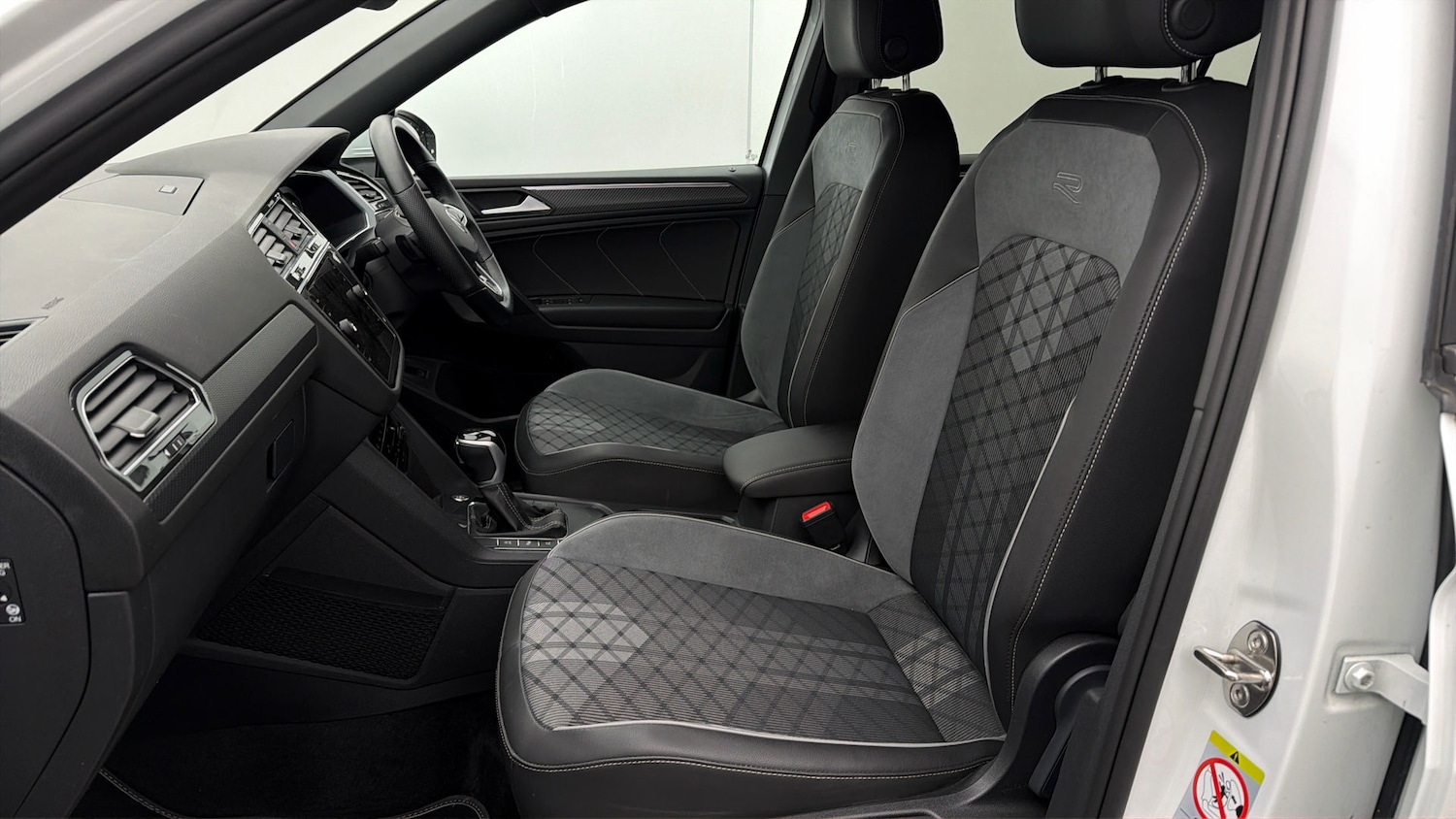 Used Volkswagen Tiguan Allspace 2023 for sale - 78125053: Photo 13