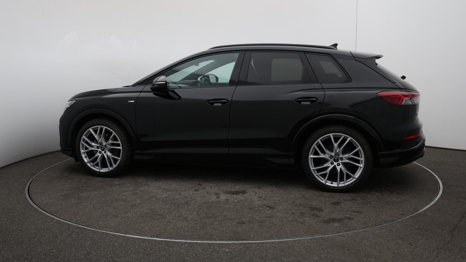 Used Audi Q4 e-tron 2022 for sale - 76151944: Photo 60