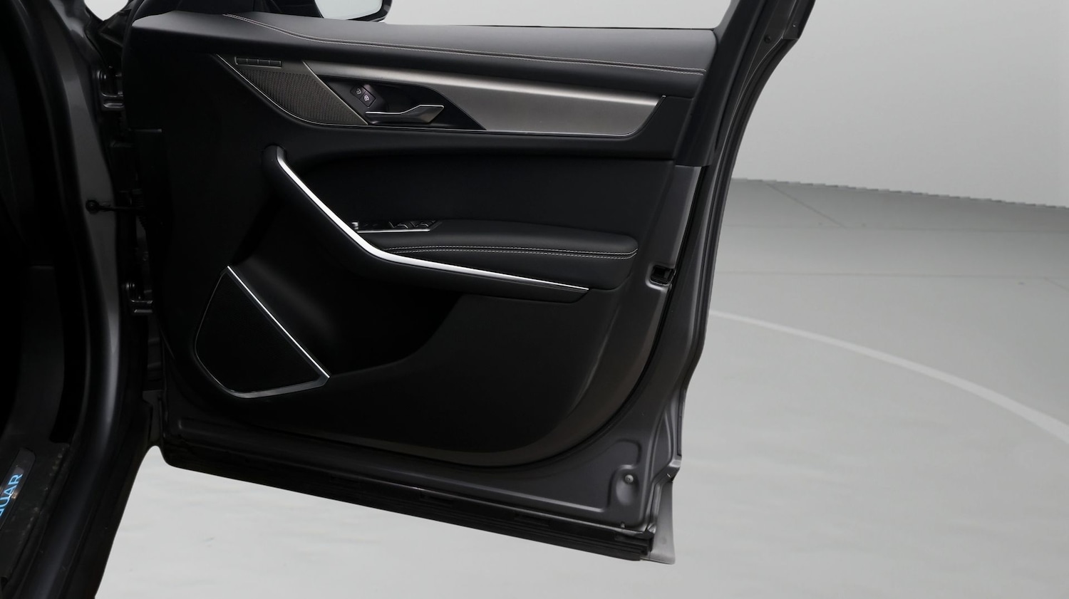 Used Jaguar F-Pace for sale - 77310945: Photo 15