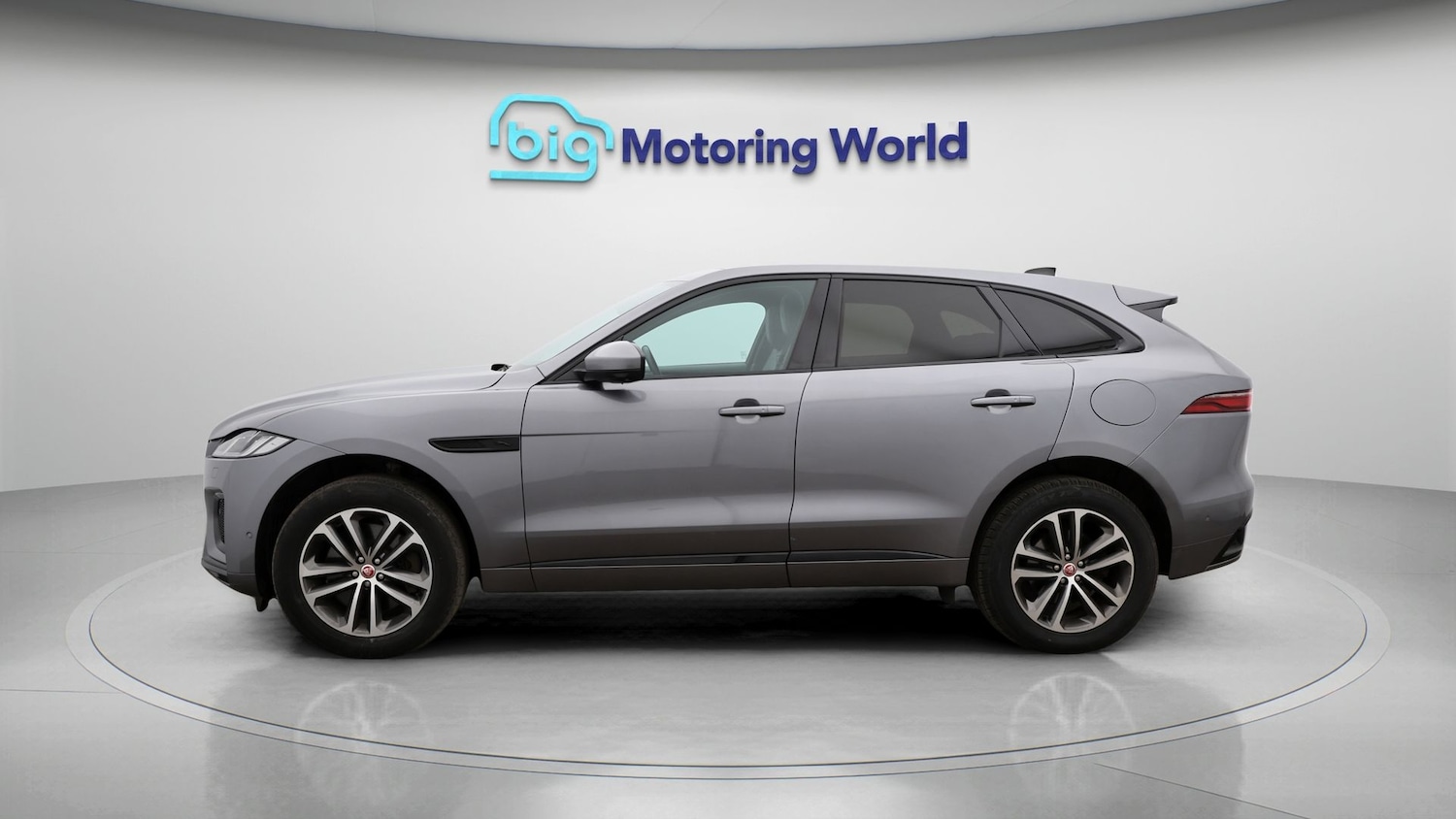 Used Jaguar F-Pace for sale - 77310945: Photo 4