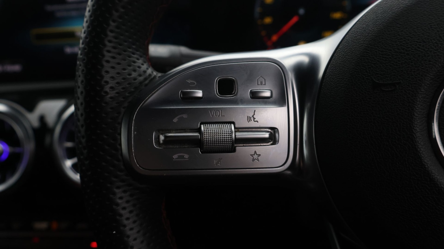 Used Mercedes-Benz CLA 2020 for sale - 77618702: Photo 25