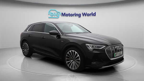 Used Audi e-tron 2021 for sale - 76215056: Photo 2