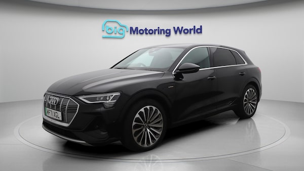Used Audi e-tron 2021 for sale - 76215056: Photo 4