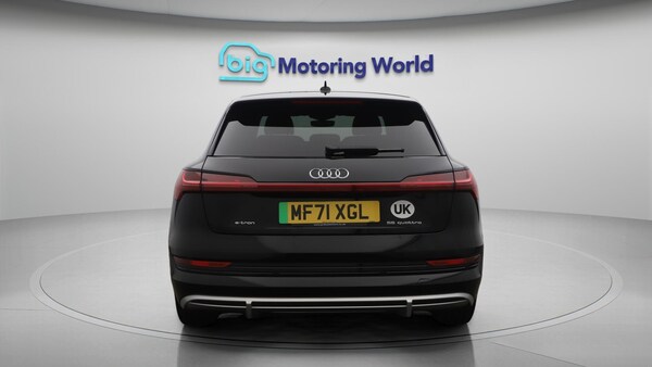 Used Audi e-tron 2021 for sale - 76215056: Photo 7