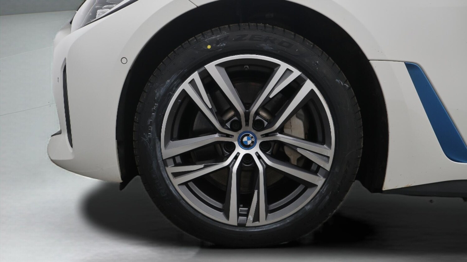 Used BMW i4 2022 for sale - 76424537: Photo 19