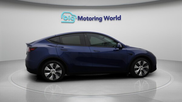 Used Tesla Model Y 2022 for sale - 76021062: Photo 9