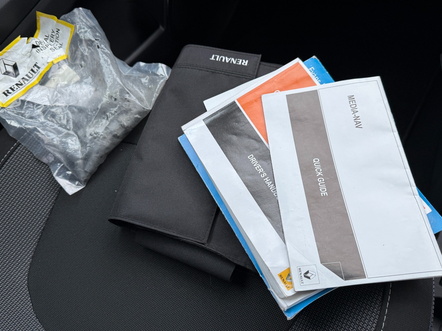 Used Renault Captur 2015 for sale - 77789415: Photo 21