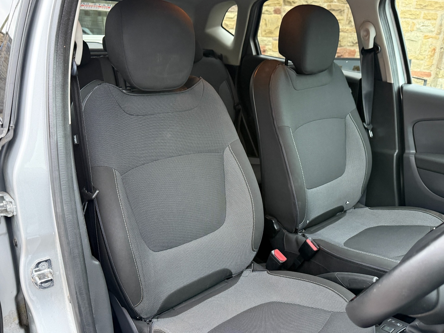 Used Renault Captur 2015 for sale - 77789415: Photo 6