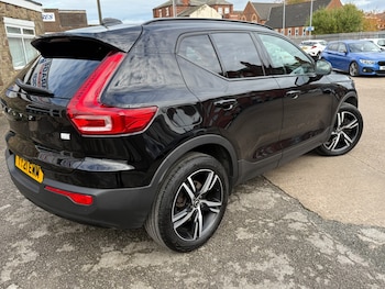 Used Volvo XC40 2021 for sale - 76340791: Photo