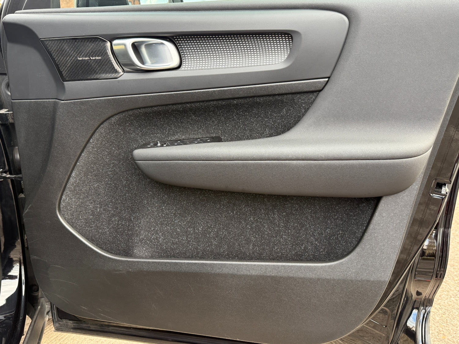 Used Volvo XC40 2021 for sale - 76340791: Photo 42