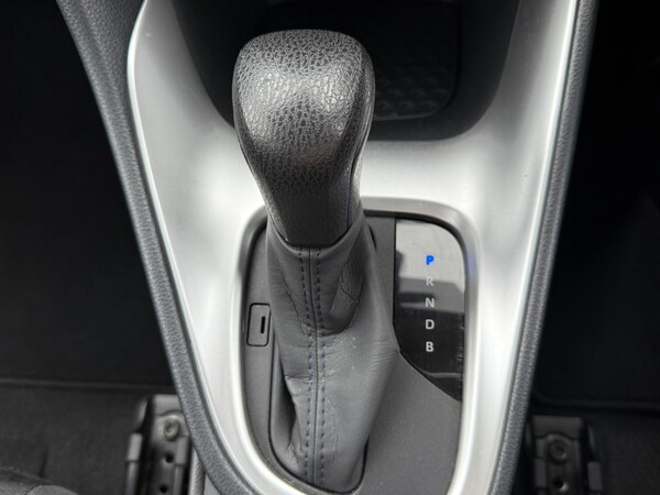 Used Toyota Yaris 2022 for sale - 74645442: Photo 14