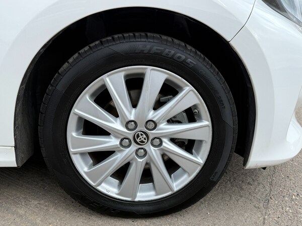 Used Toyota Yaris 2022 for sale - 74645442: Photo 28