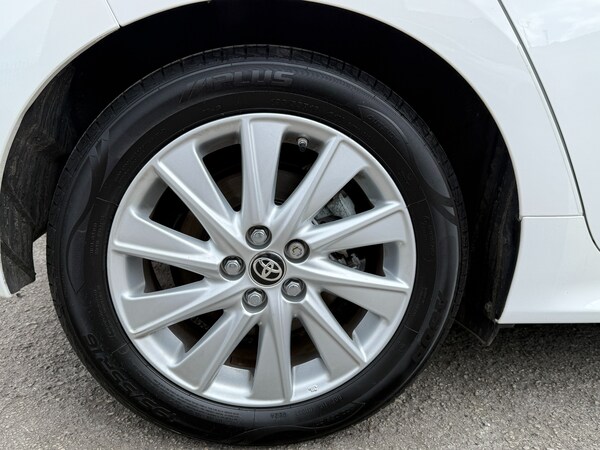 Used Toyota Yaris 2022 for sale - 74645442: Photo 31
