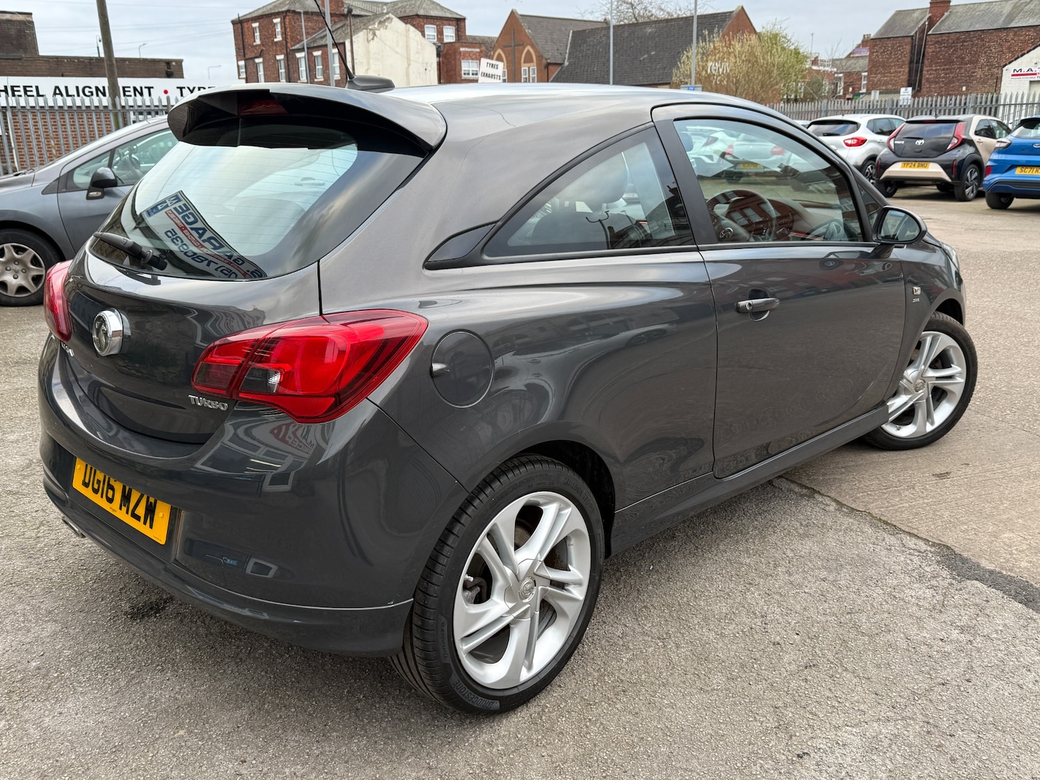 Used Vauxhall Corsa 2016 for sale - 78092964: Photo 3