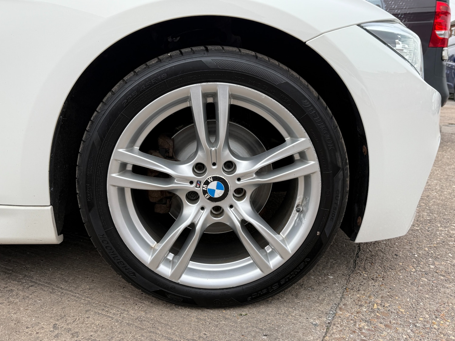 Used BMW 3 Series 2016 for sale - 76265351: Photo 29