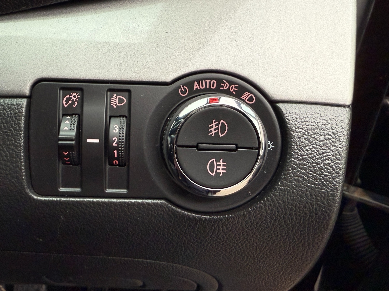 Used Vauxhall Mokka 2014 for sale - 76879742: Photo 22