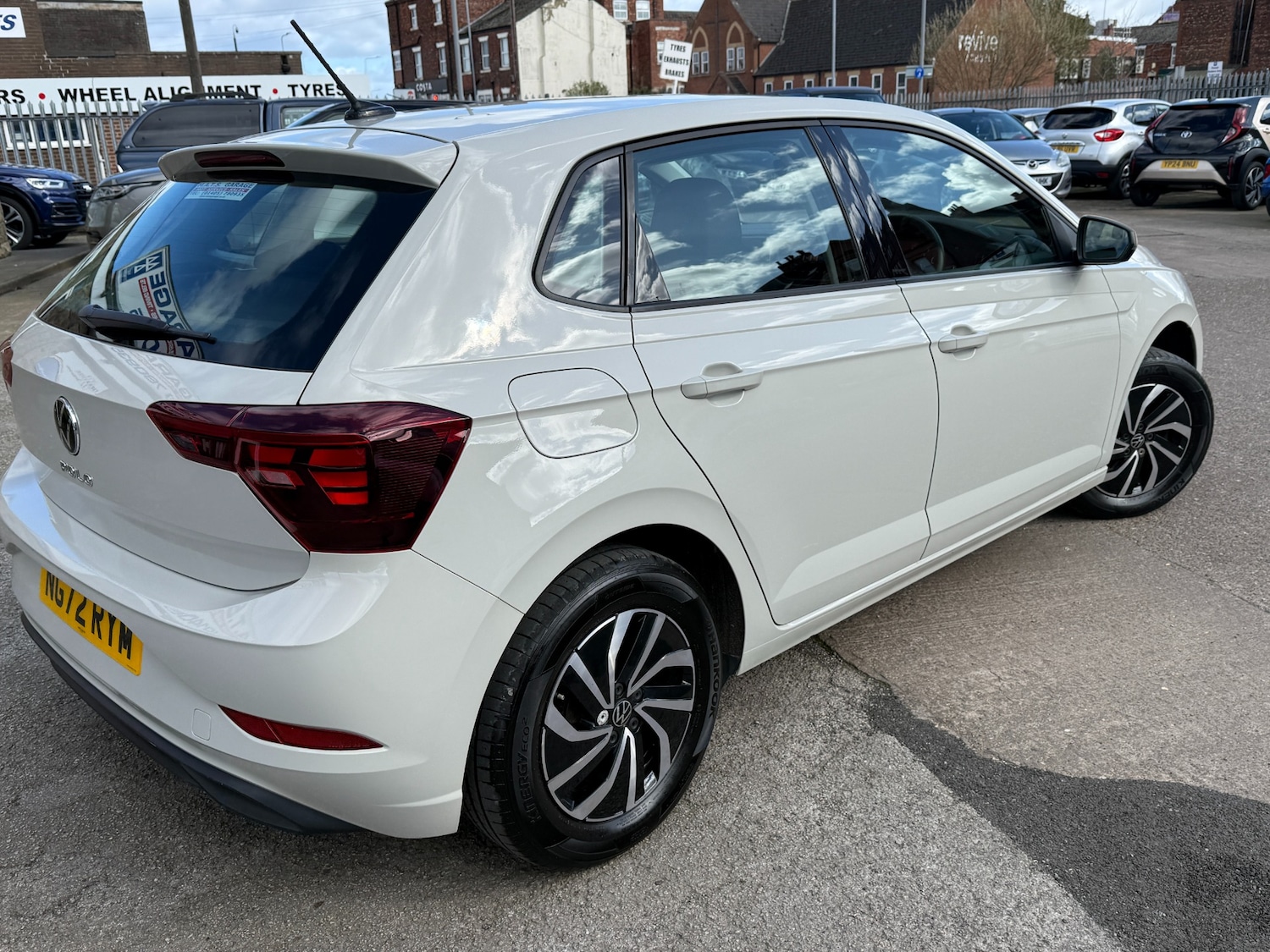 Used Volkswagen Polo 2023 for sale - 78012808: Photo 3