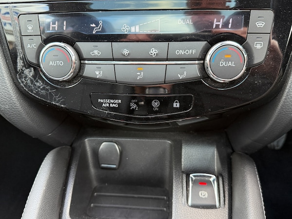 Used Nissan Qashqai 2016 for sale - 76221917: Photo 21