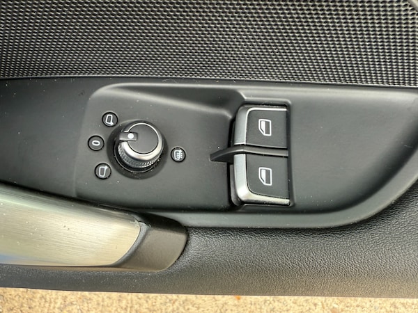 Used Audi TT 2015 for sale - 75673895: Photo 25