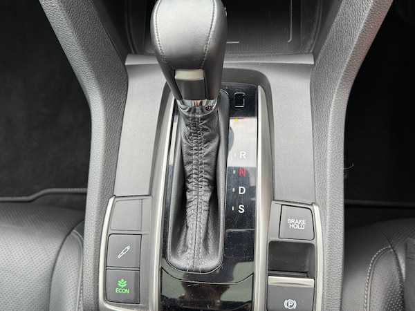 Used Honda Civic 2018 for sale - 75556206: Photo 16