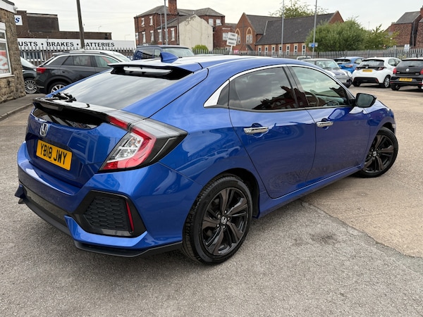 Used Honda Civic 2018 for sale - 75556206: Photo 3