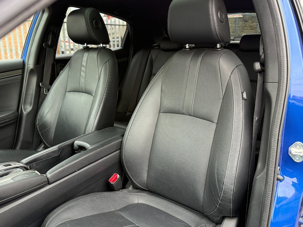 Used Honda Civic 2018 for sale - 75556206: Photo 8