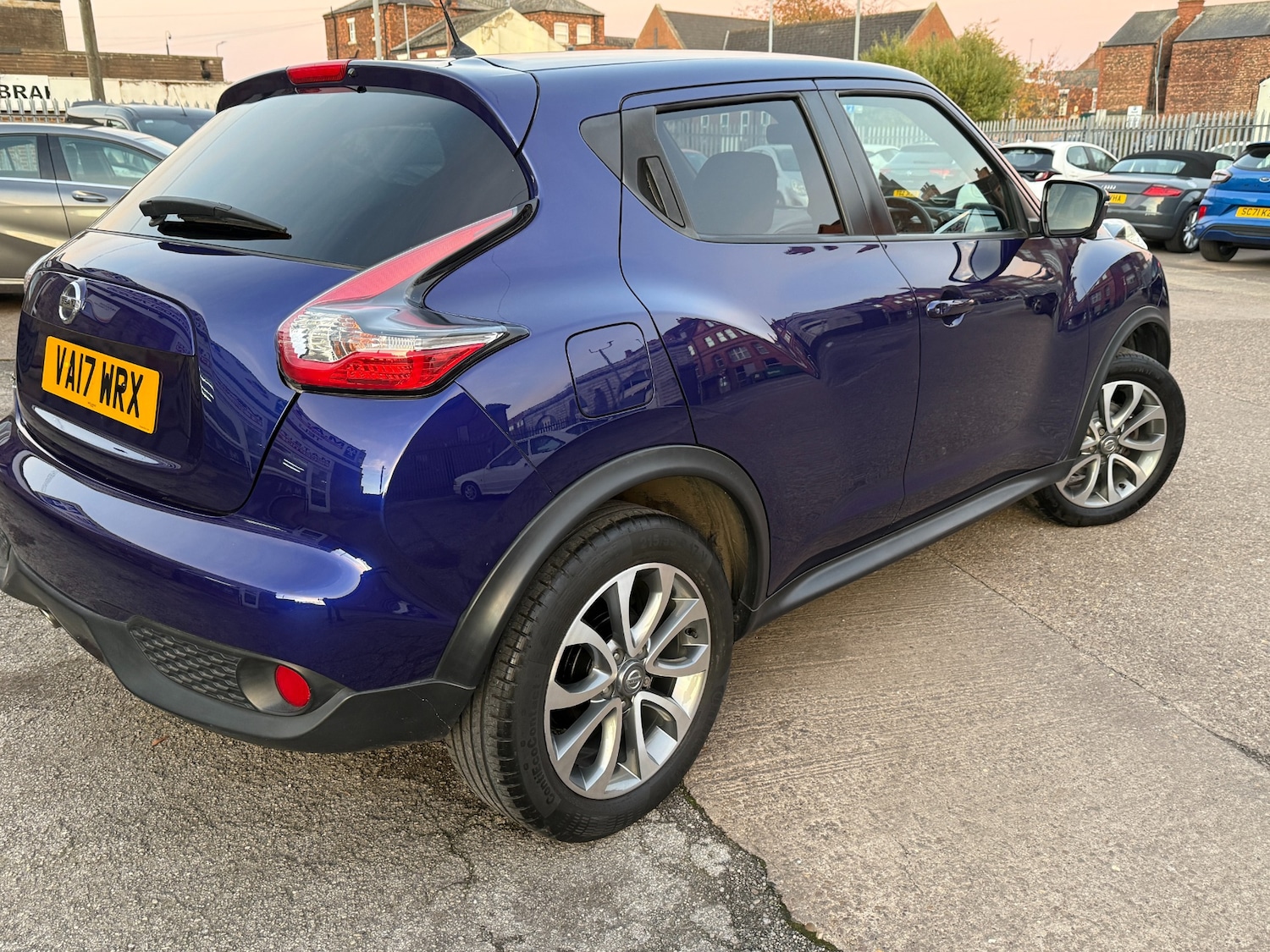 Used Nissan Juke 2017 for sale - 76411952: Photo 3