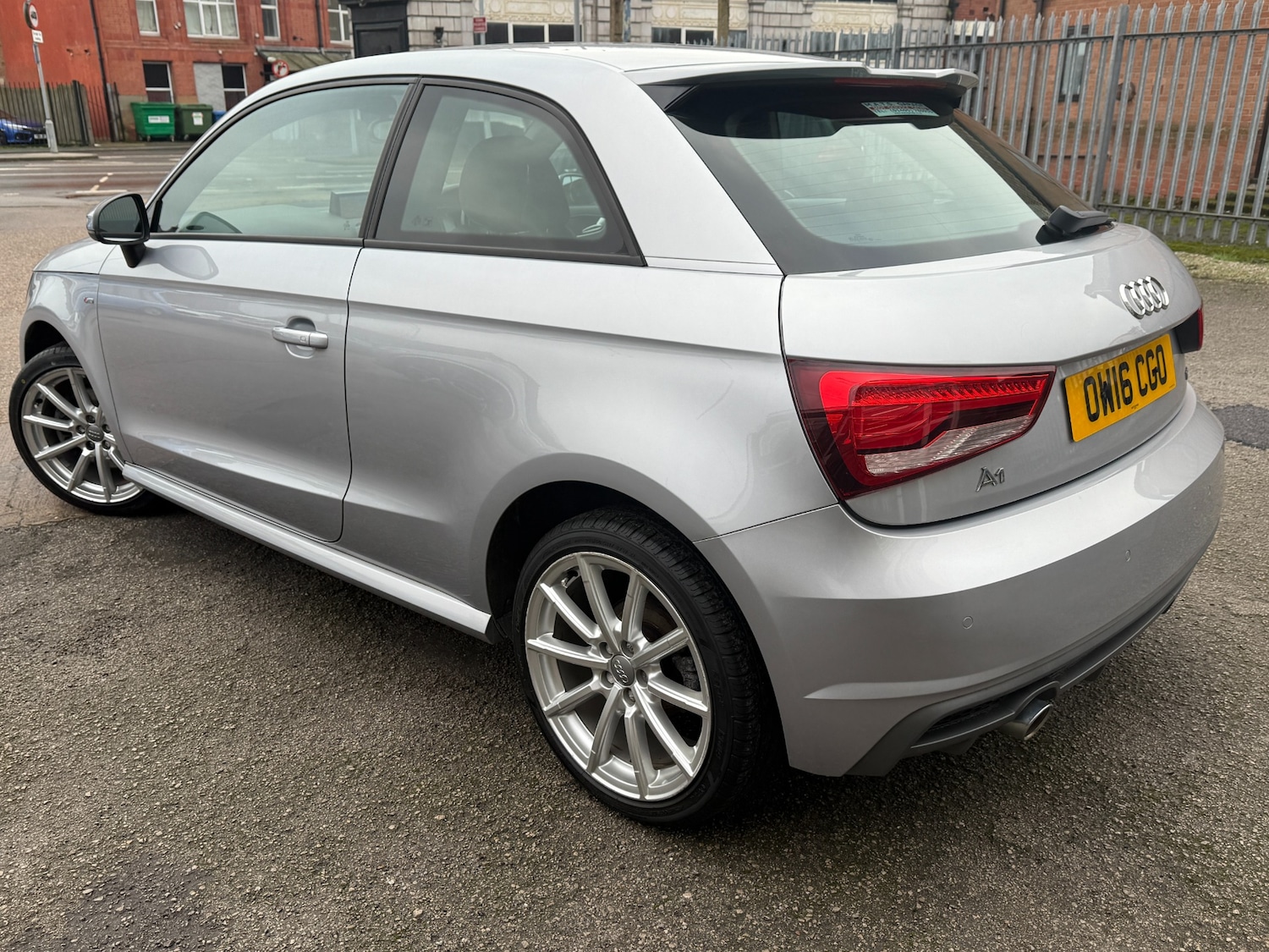 Used Audi A1 2016 for sale - 77223064: Photo 4
