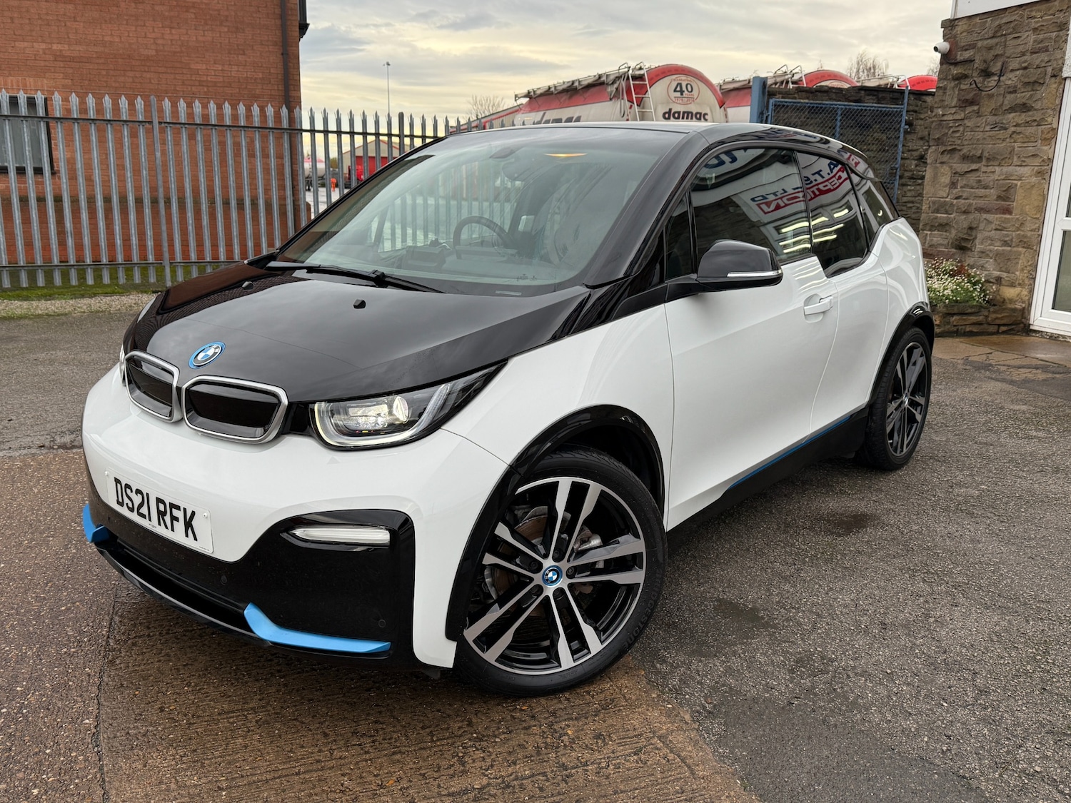 Used BMW i3 2021 for sale - 76653344: Photo 2
