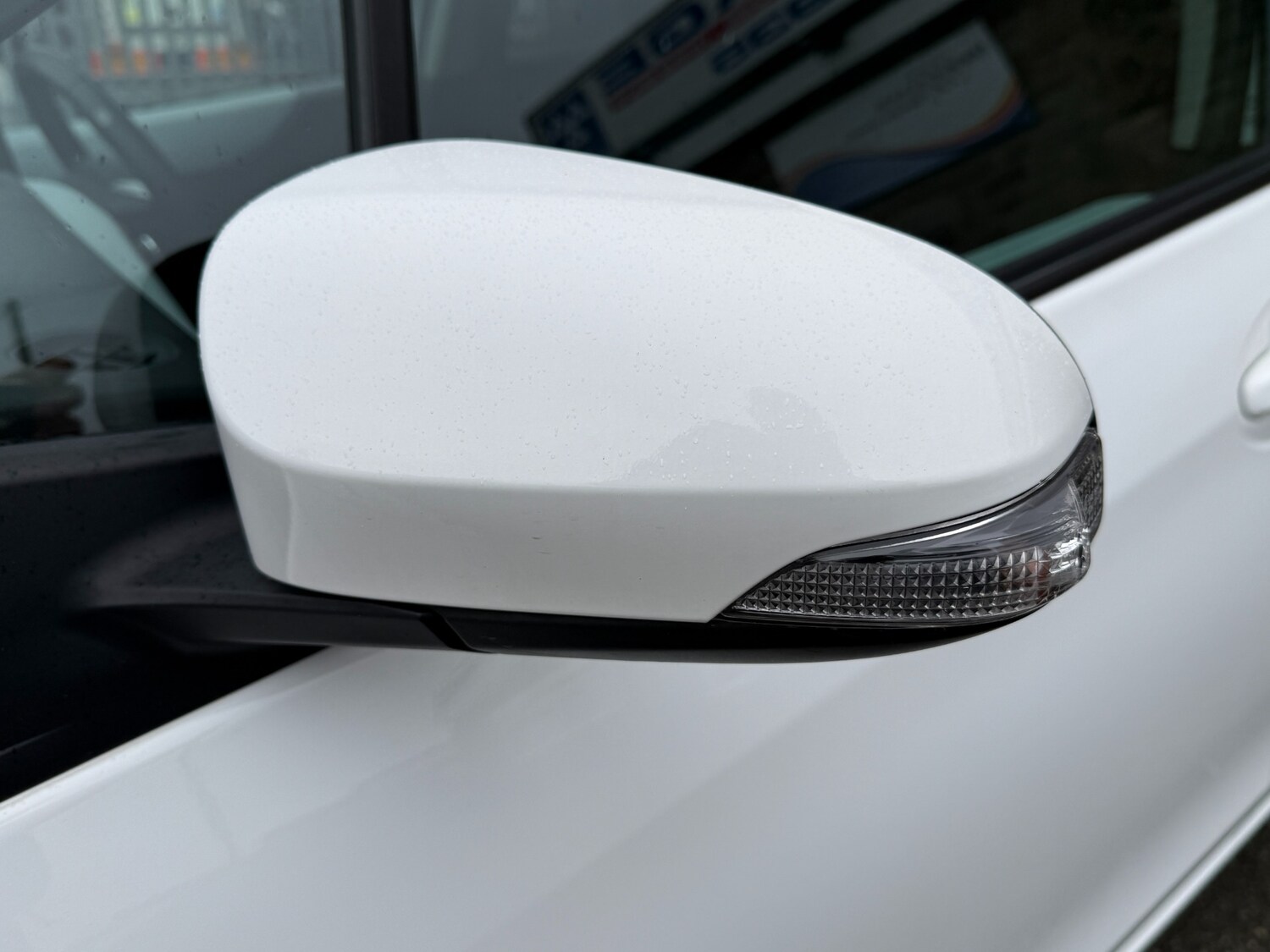 Used Toyota Yaris 2014 for sale - 77487329: Photo 40