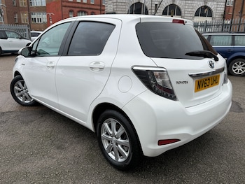 Used Toyota Yaris 2014 for sale - 77487329: Photo