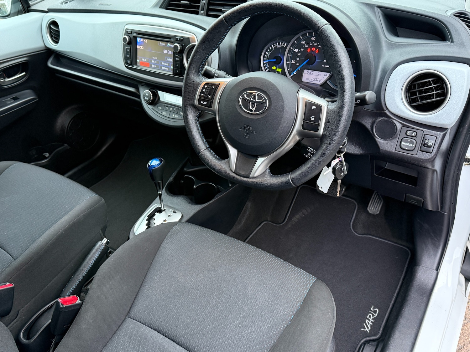 Used Toyota Yaris 2014 for sale - 77487329: Photo 5