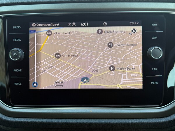 Used Volkswagen T-Roc 2021 for sale - 75672853: Photo 10