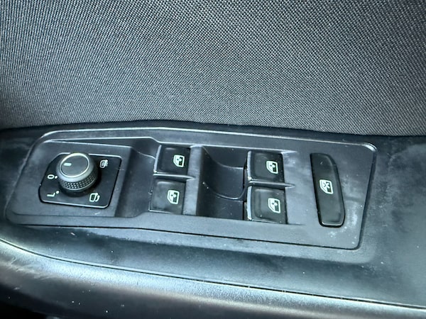 Used Volkswagen T-Roc 2021 for sale - 75672853: Photo 21