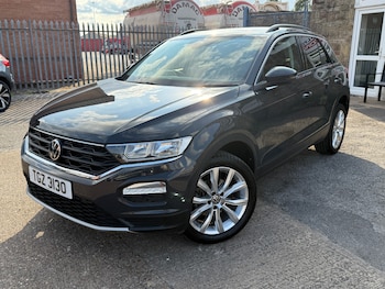 Used Volkswagen T-Roc 2021 for sale - 75672853: Photo