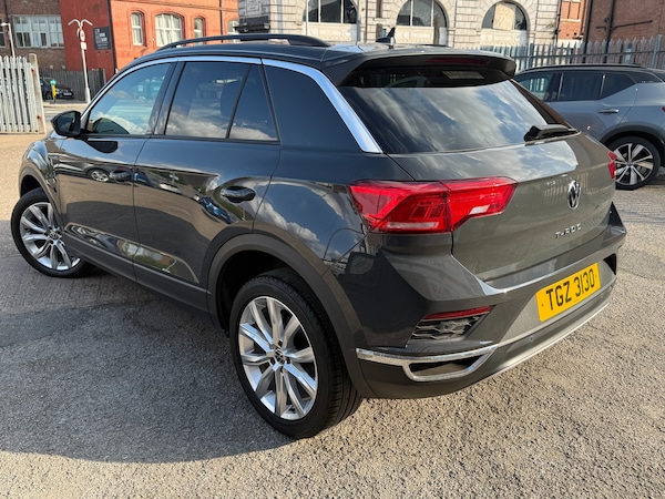 Used Volkswagen T-Roc 2021 for sale - 75672853: Photo 4