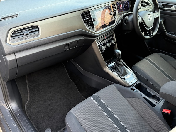 Used Volkswagen T-Roc 2021 for sale - 75672853: Photo 7