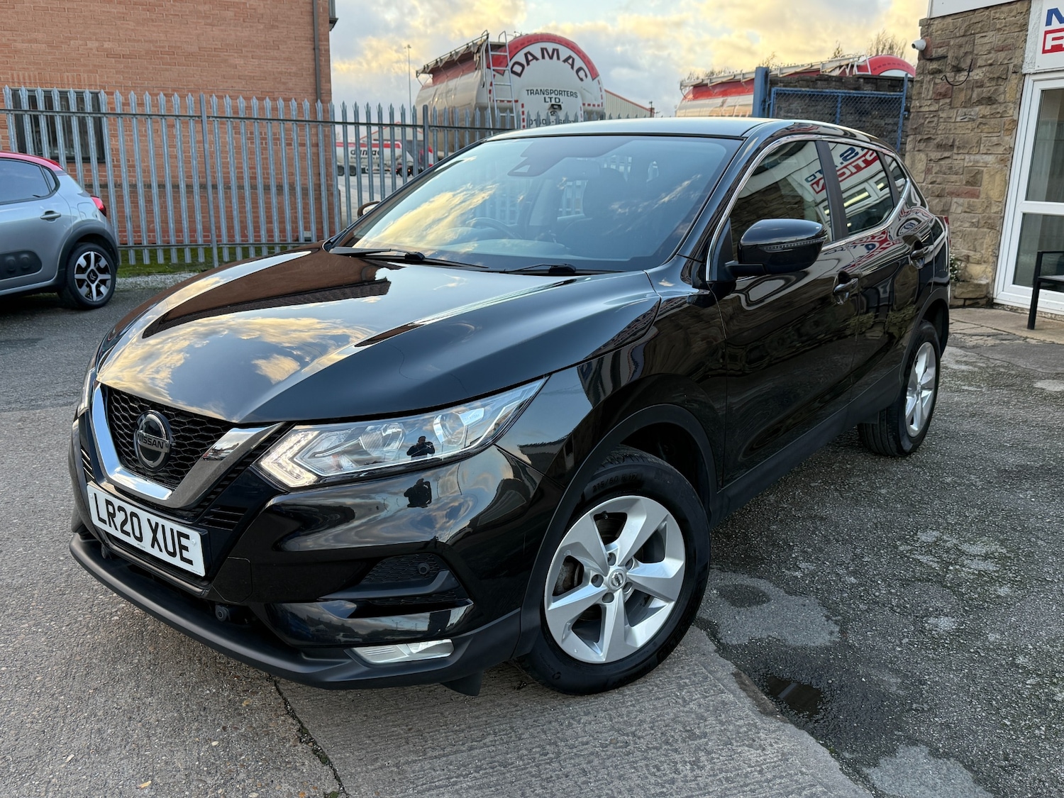Used Nissan Qashqai 2020 for sale - 76567865: Photo 2